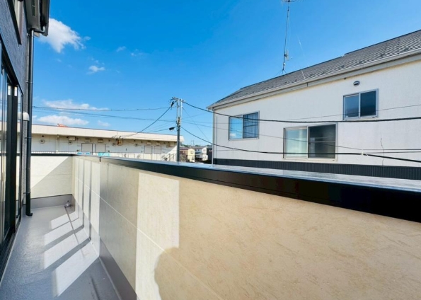 町田市金井ヶ丘4丁目の新築戸建てのバルコニーの写真