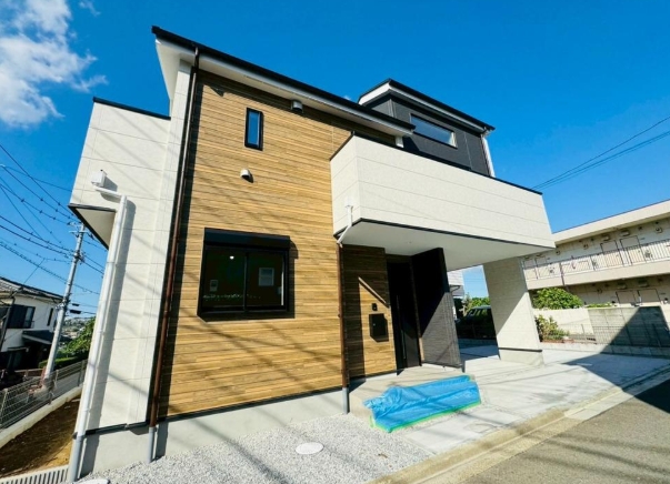 町田市金井ヶ丘4丁目の新築戸建ての外観の写真