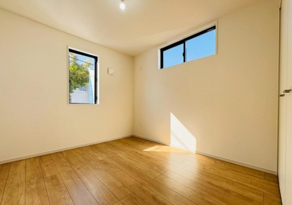 町田市金井ヶ丘4丁目の新築戸建ての洋室2の写真