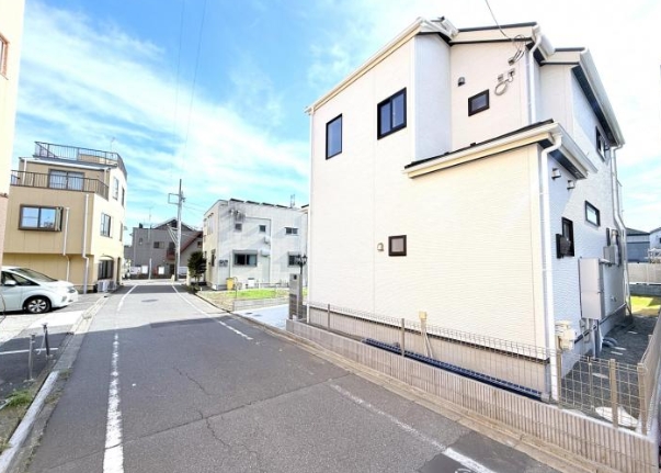町田市木曽東3丁目の新築戸建て4の外観の写真