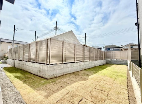 町田市木曽東3丁目の新築戸建て4の庭の写真