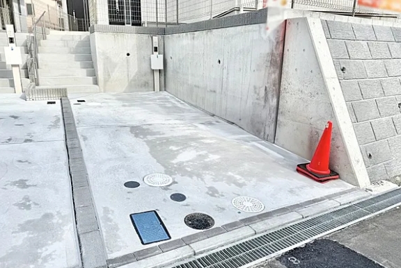 町田市成瀬2丁目の新築戸建てCの駐車場の写真