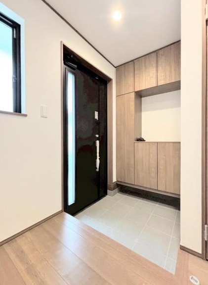 町田市成瀬台２丁目の新築戸建て1の玄関の写真