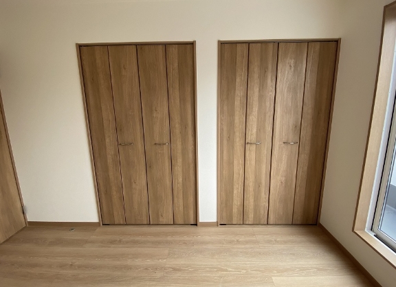 町田市小山町の新築戸建て10の収納1の写真