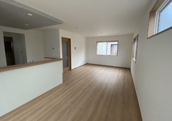 町田市小山町の新築戸建て10のダイニングの写真