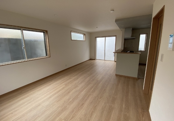 町田市小山町の新築戸建て10のリビングの写真