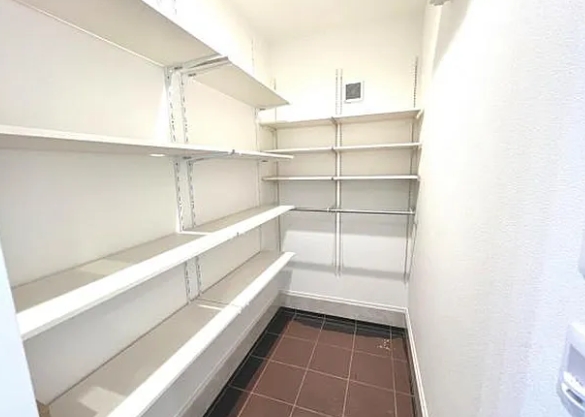 町田市真光寺2丁目の新築戸建て2のシューズクロークの写真