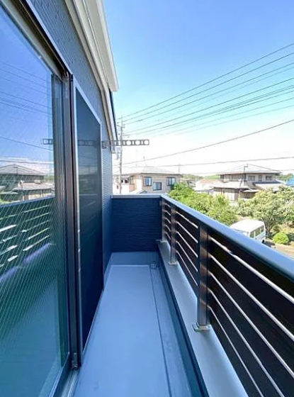 町田市忠生2丁目の新築戸建て1のバルコニーの写真