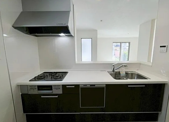 町田市忠生2丁目の新築戸建て2のキッチンの写真