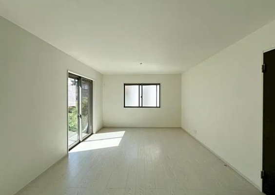 町田市忠生2丁目の新築戸建て3のリビングの写真