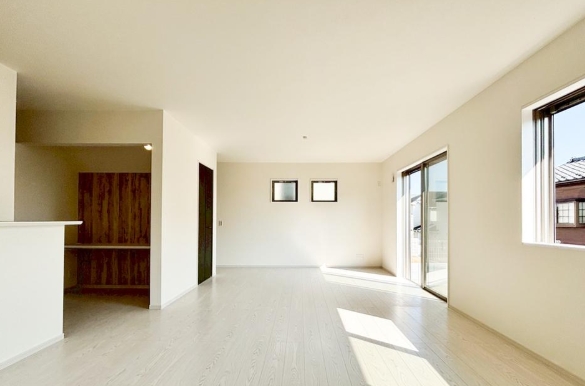 町田市鶴川4丁目の新築戸建て1のダイニングの写真