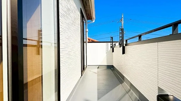 町田市薬師台1丁目の新築戸建てのバルコニーの写真