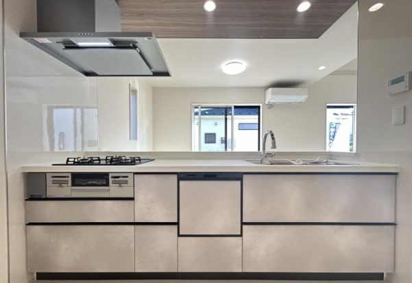 町田市薬師台1丁目の新築戸建てのキッチンの写真