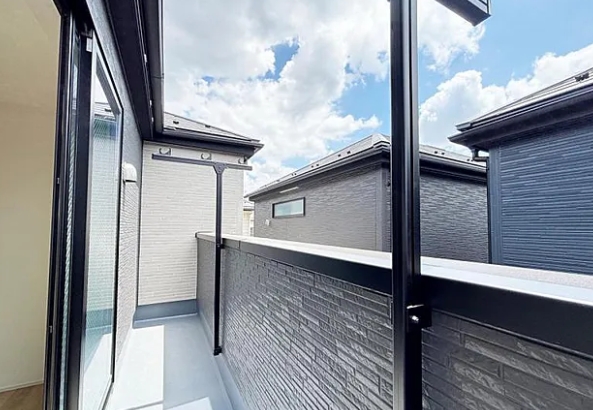 相模原市中央区星が丘3丁目の新築戸建て5のバルコニーの写真