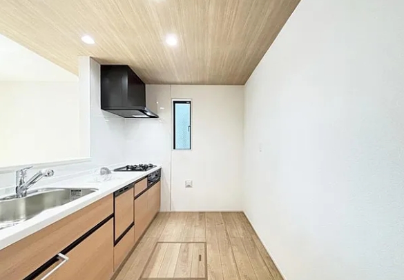 相模原市中央区星が丘3丁目の新築戸建て5のキッチンの写真