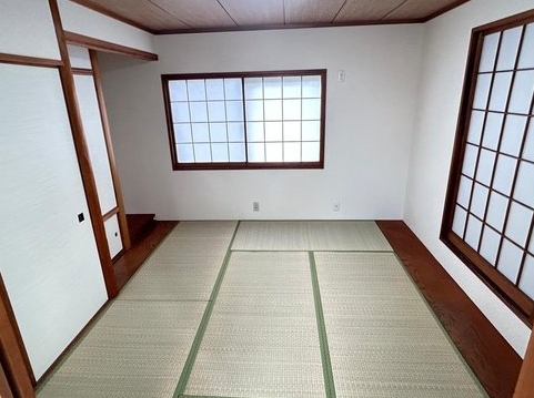 相模原市中央区淵野辺本町5丁目の中古戸建ての和室の写真