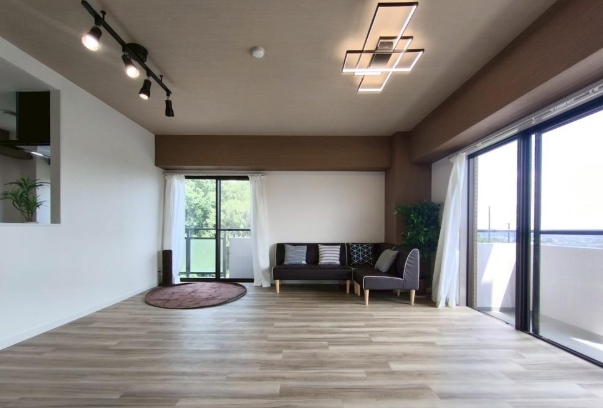 相模原市中央区上溝の中古マンションのリビングの写真