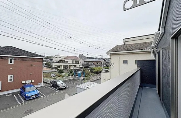 相模原市中央区宮下本町3丁目の新築戸建て1のバルコニーの写真