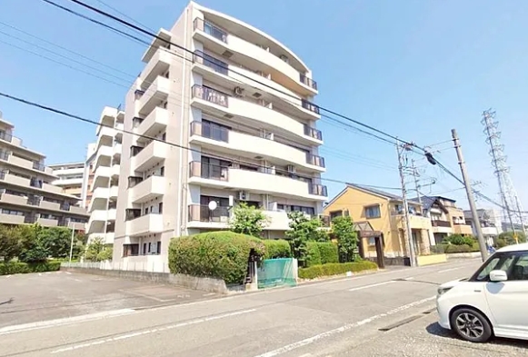 相模原市中央区小山2丁目の中古マンションの外観の写真