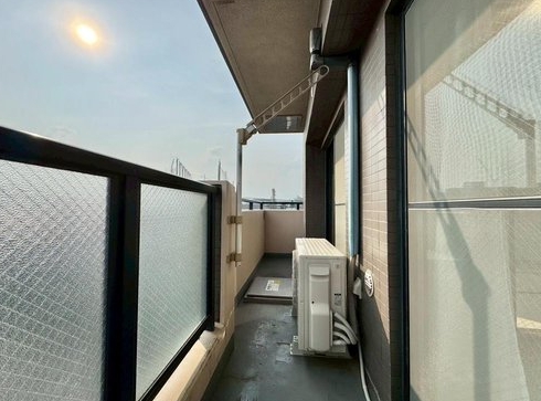 相模原市中央区すすきの町の中古マンションのバルコニーの写真