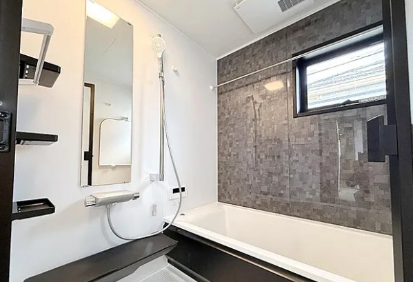 相模原市中央区高根2丁目の新築戸建てのバスルームの写真