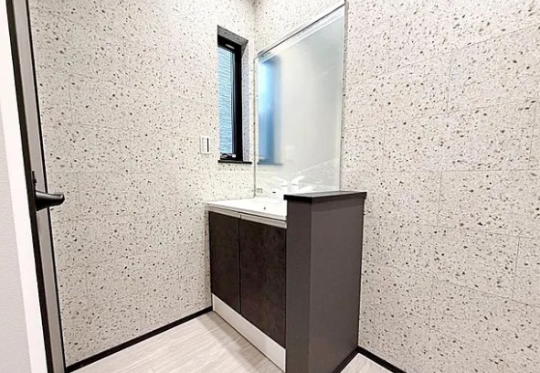 相模原市中央区高根2丁目の新築戸建ての洗面化粧台2Fの写真