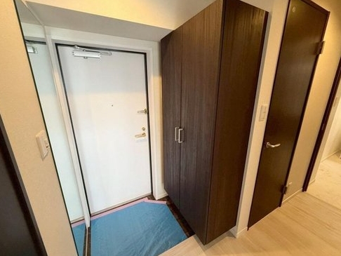 相模原市緑区西橋本2丁目の中古マンションの玄関の写真