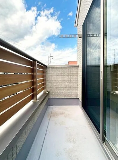 相模原市南区麻溝台8丁目の新築戸建て2のバルコニーの写真