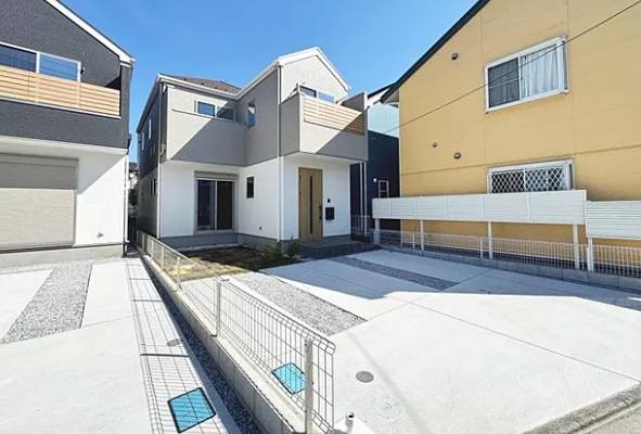 相模原市南区麻溝台8丁目の新築戸建て2の外観の写真