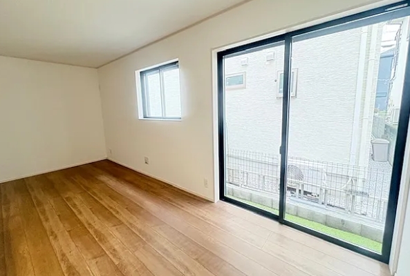 相模原市南区東大沼2丁目の新築戸建てAのリビングの写真