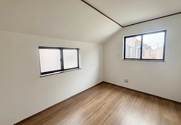 相模原市南区東大沼2丁目の新築戸建てBの洋室1の写真