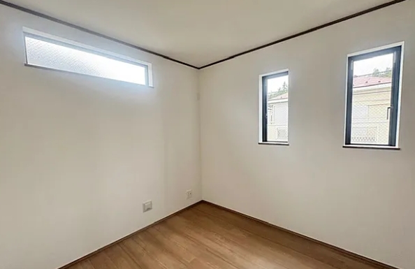 相模原市南区東大沼2丁目の新築戸建てBの洋室3の写真