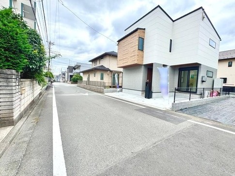 相模原市南区東林間4丁目の新築戸建ての外観の写真