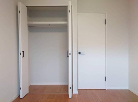相模原市南区上鶴間5丁目の中古マンションの収納3の写真