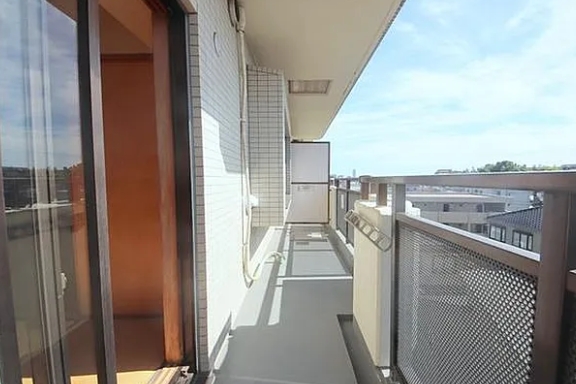 相模原市南区上鶴間本町5丁目の中古マンションのバルコニーの写真