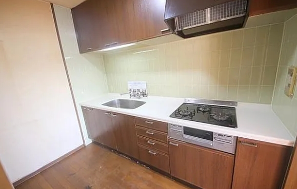 相模原市南区上鶴間本町5丁目の中古マンションのキッチンの写真