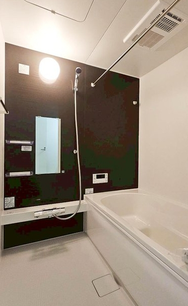 相模原市南区古淵5丁目の新築戸建てのバスルームの写真