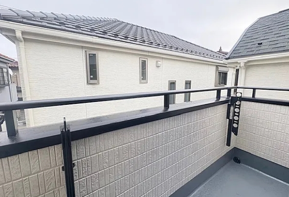 相模原市南区東大沼2丁目の新築戸建てBのバルコニーの写真