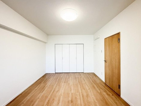 八王子市台町4丁目の中古マンションの洋室1の写真