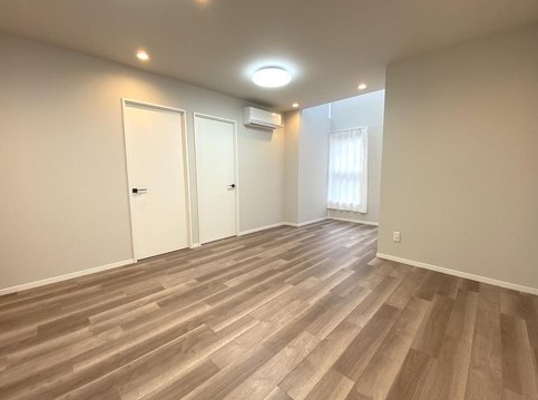 八王子市八王子南町の中古マンションのリビングの写真