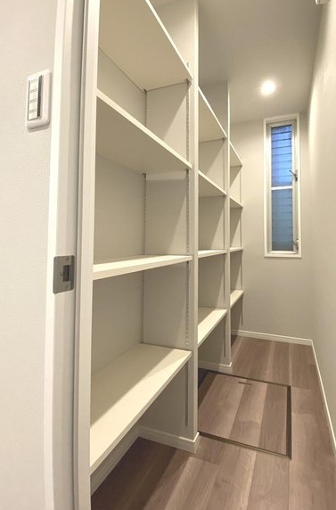 八王子市八王子南町の中古マンションの納戸の写真