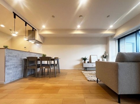 八王子市南大沢2丁目の中古マンションのダイニングの写真