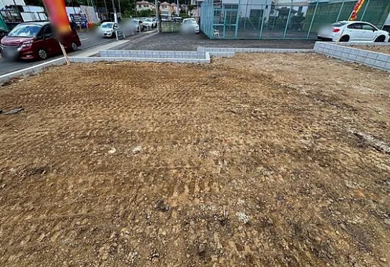 八王子市中山の土地2区画の外観の写真