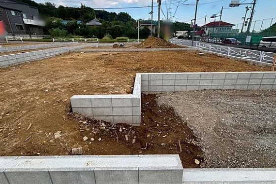 八王子市中山の土地2区画の外観の写真