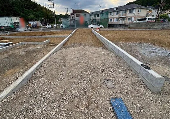 八王子市中山の土地4区画の外観の写真