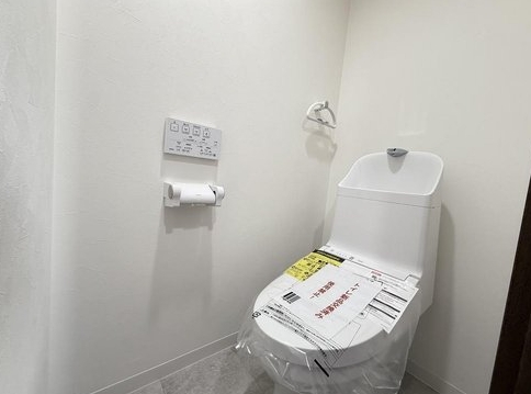 八王子市散田町5丁目の中古マンションのトイレ1Fの写真