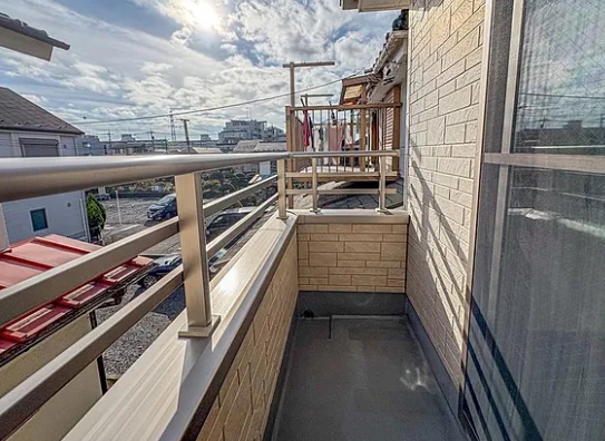 八王子市高倉町の中古戸建てのバルコニーの写真