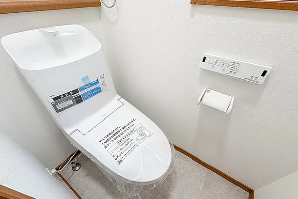 八王子市高倉町の中古戸建てのトイレ1Fの写真