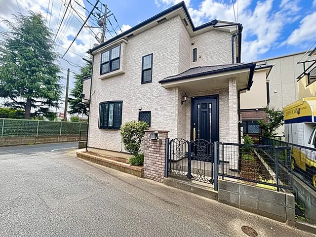 町田市旭町3丁目の中古戸建ての外観2枚目の写真