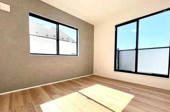 町田市本町田の新築戸建て1号棟の洋室1の写真